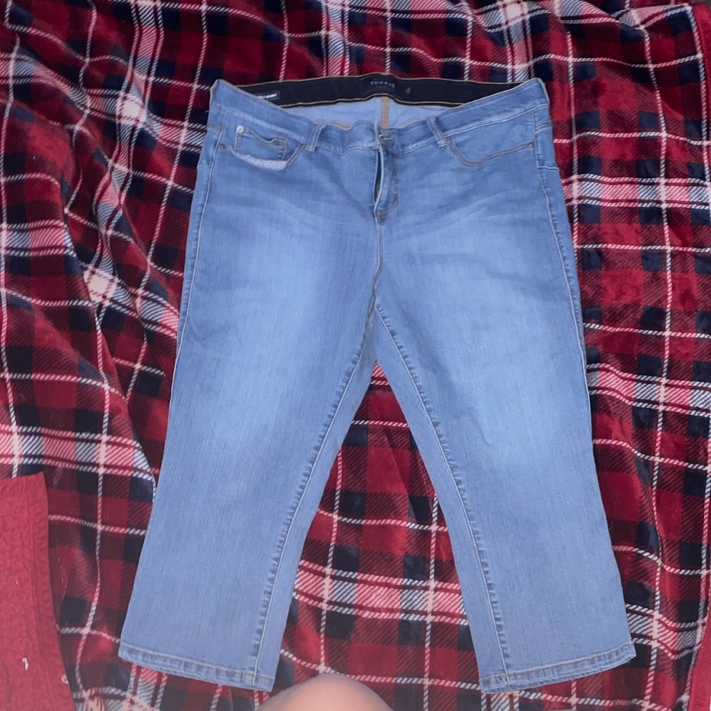 torrid capri jean!